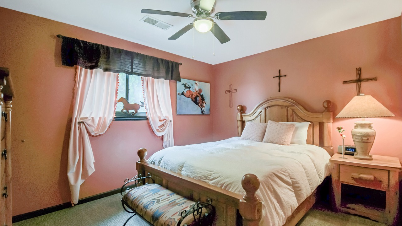 Photo of Bedroom in Rio Rancho