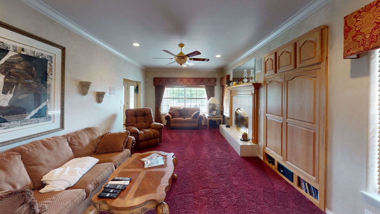 Photo of Livingroom in Tyrone
