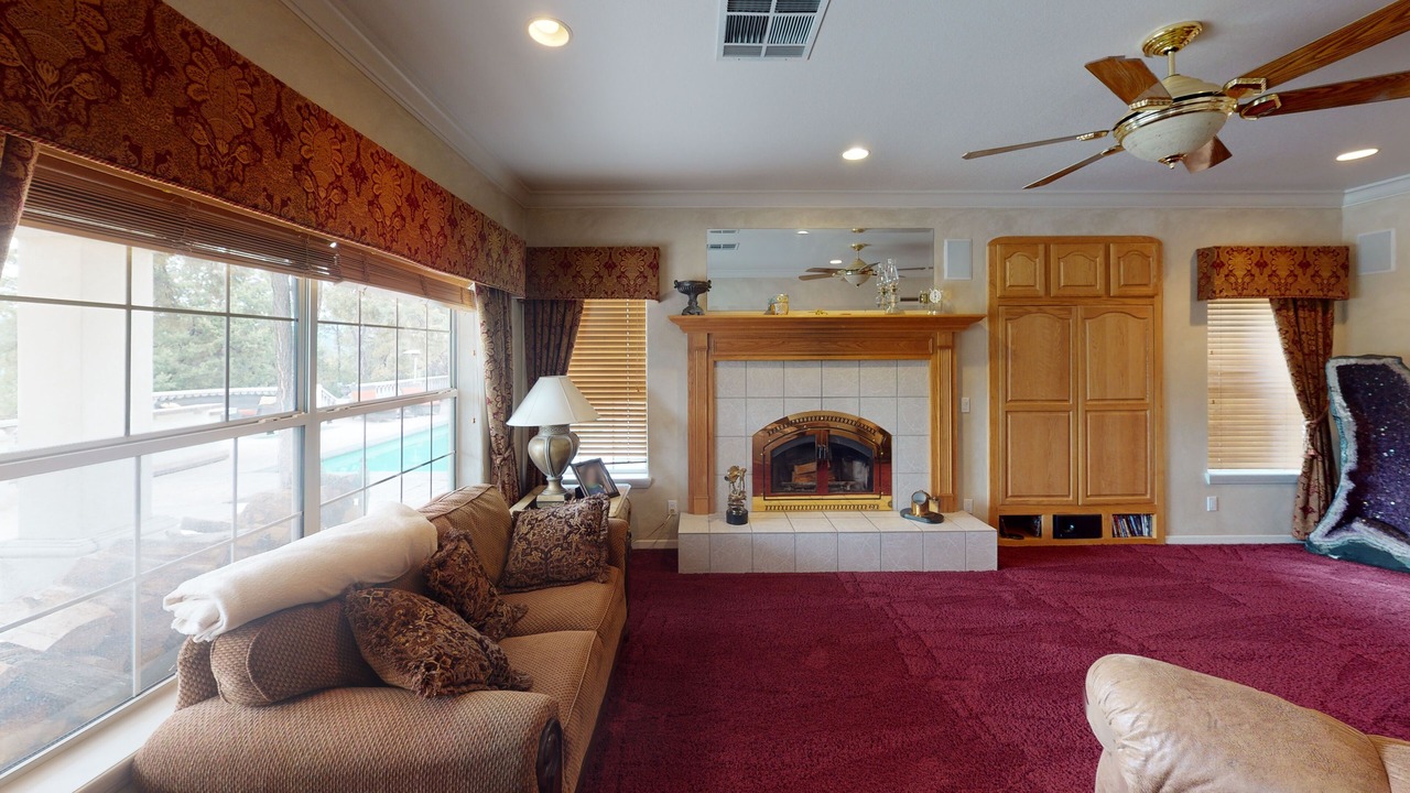 Photo of Livingroom in Tyrone