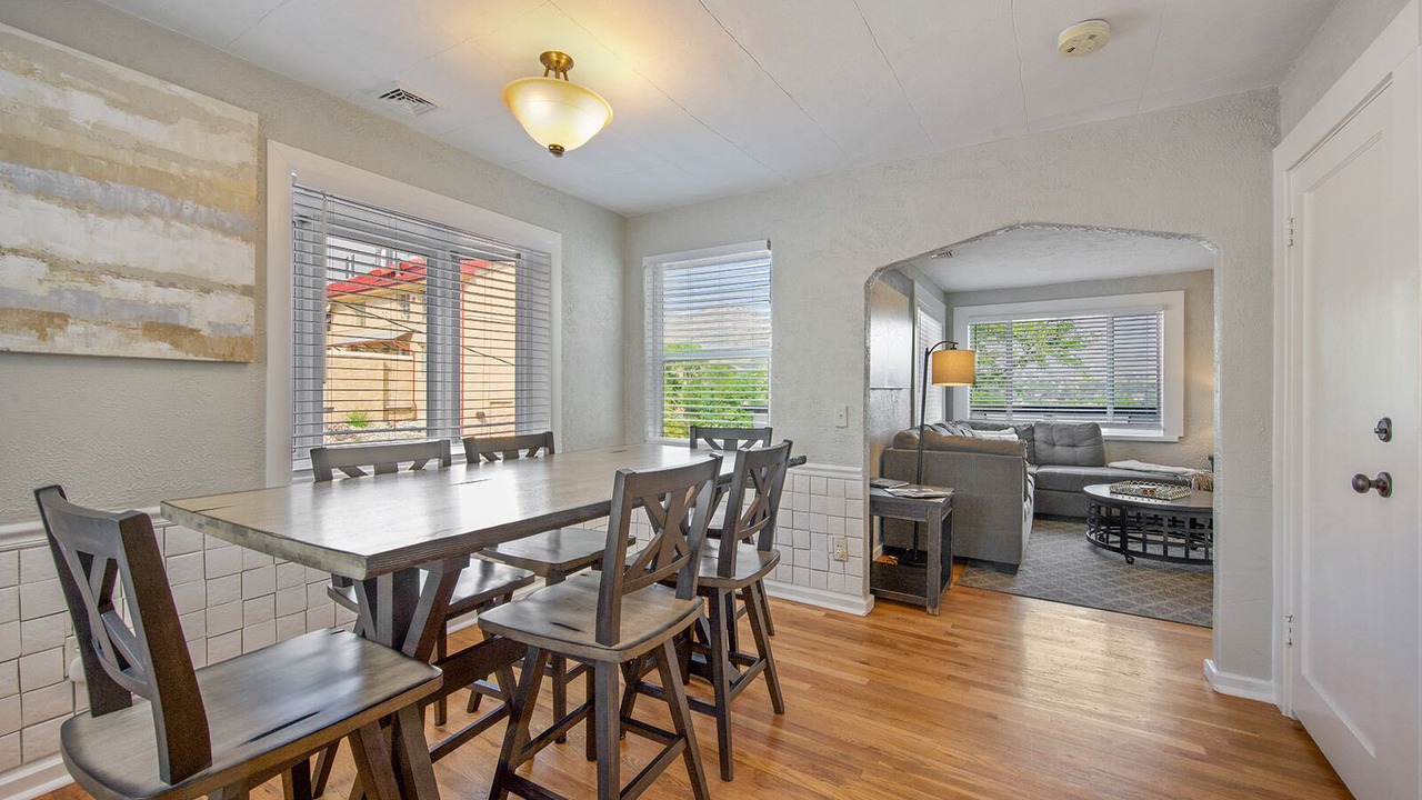 Photo of Livingroom in Golden
