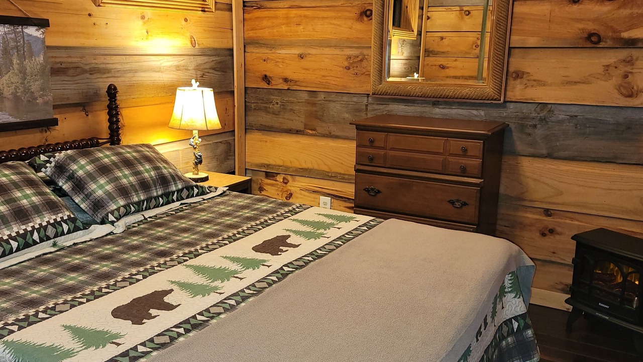 Photo of Bedroom in Oneida
