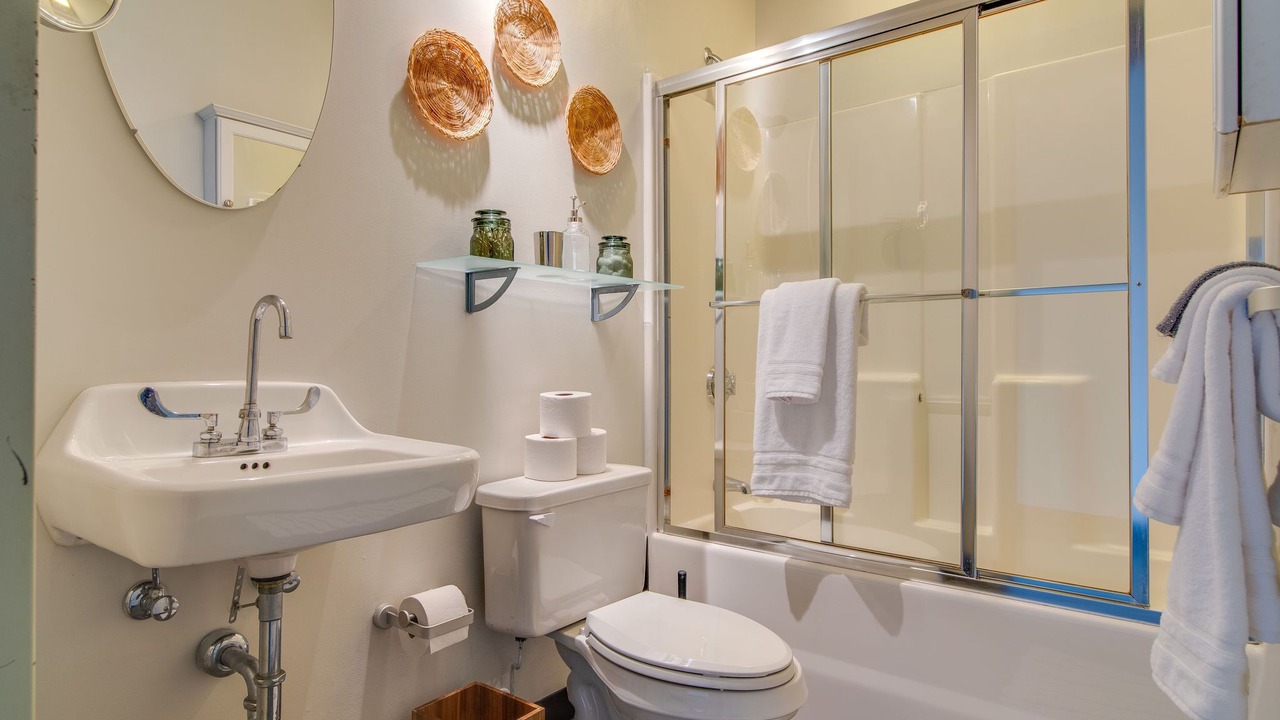 Photo of Bathroom in The Gulch