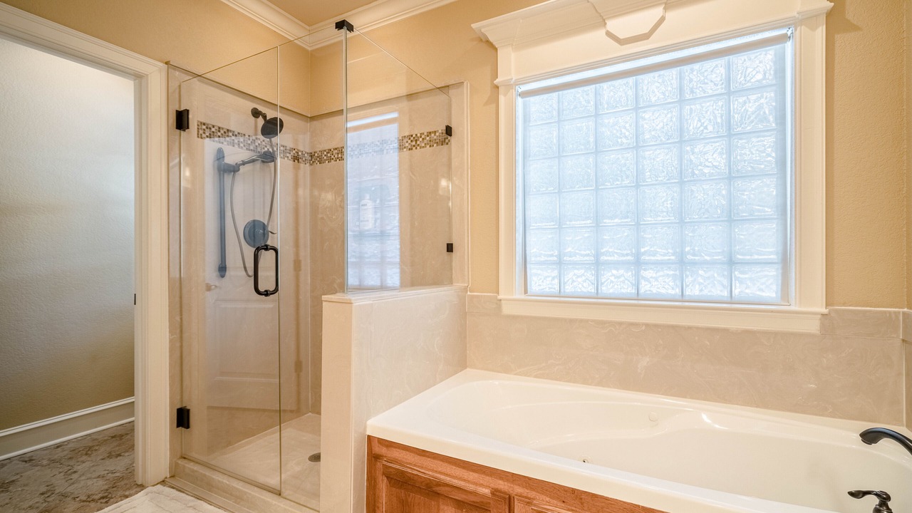 Photo of Bathroom in Hot Springs Village