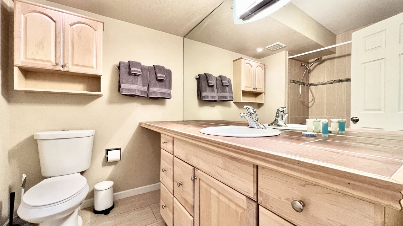 Photo of Bathroom in Englewood