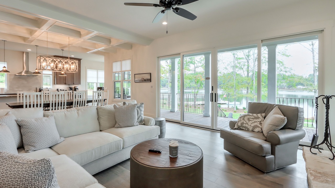 Photo of Livingroom in Lake Oconee