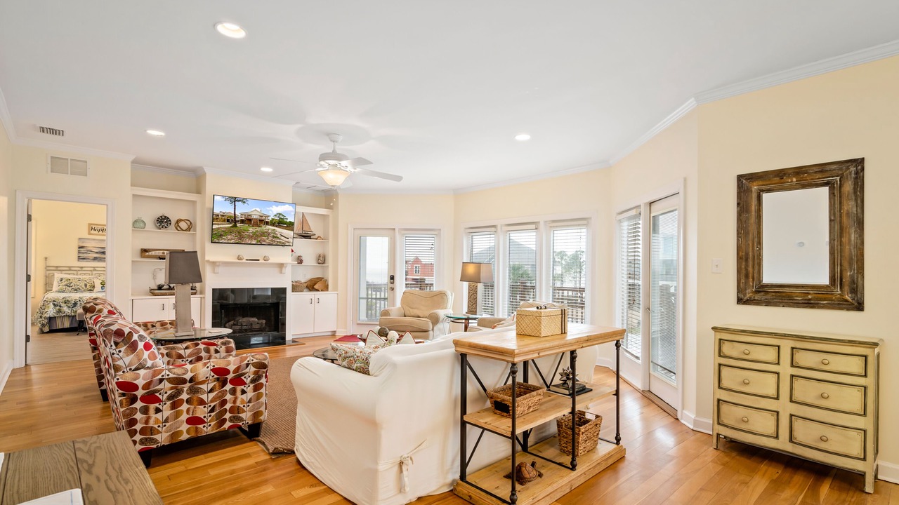 Photo of Livingroom in Audubon Place