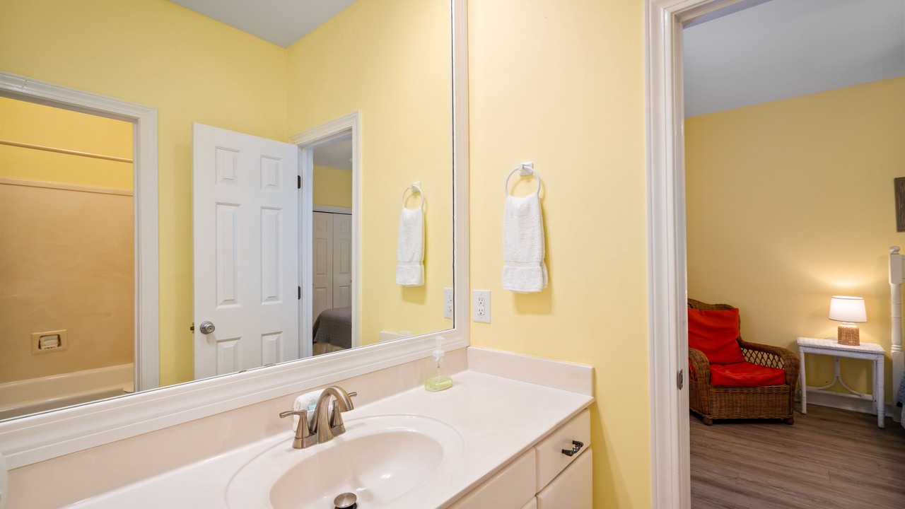 Photo of Bathroom in Audubon Place