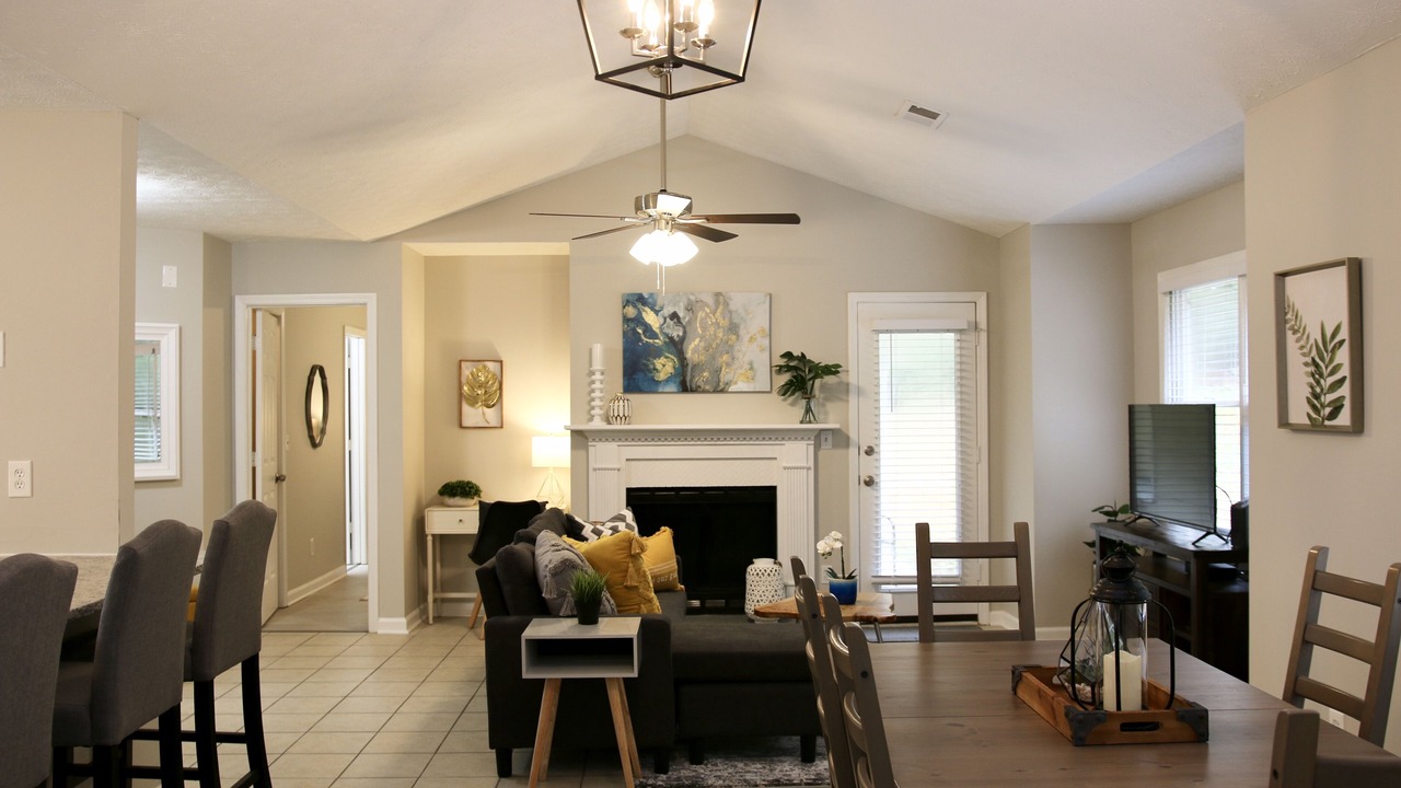 Photo of Livingroom in Winder