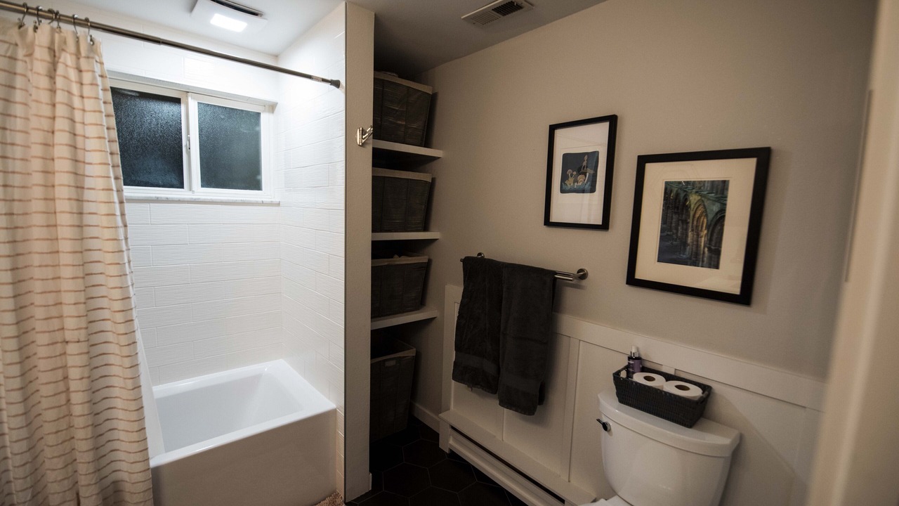 Photo of Bathroom in Panorama Heights
