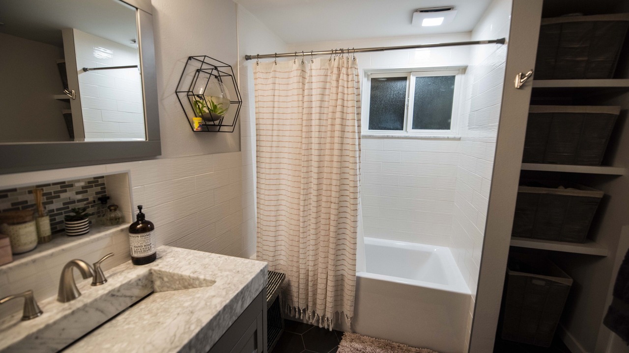 Photo of Bathroom in Panorama Heights