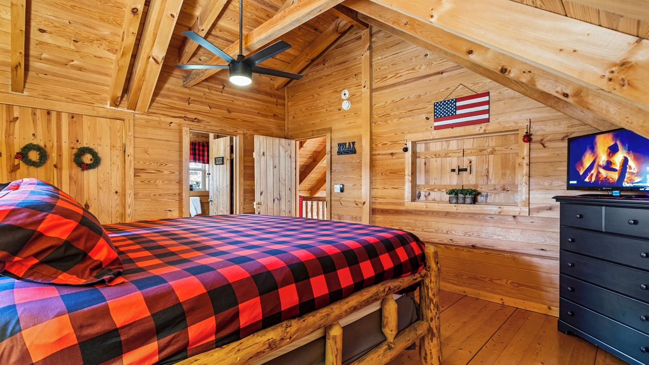 Photo of Bedroom in Knoxville