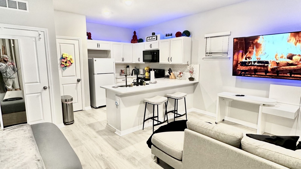 Photo of Livingroom in Northeast Orlando