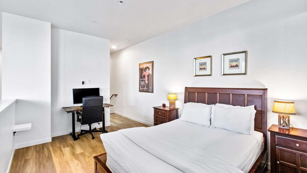 Photo of Bedroom in Downtown