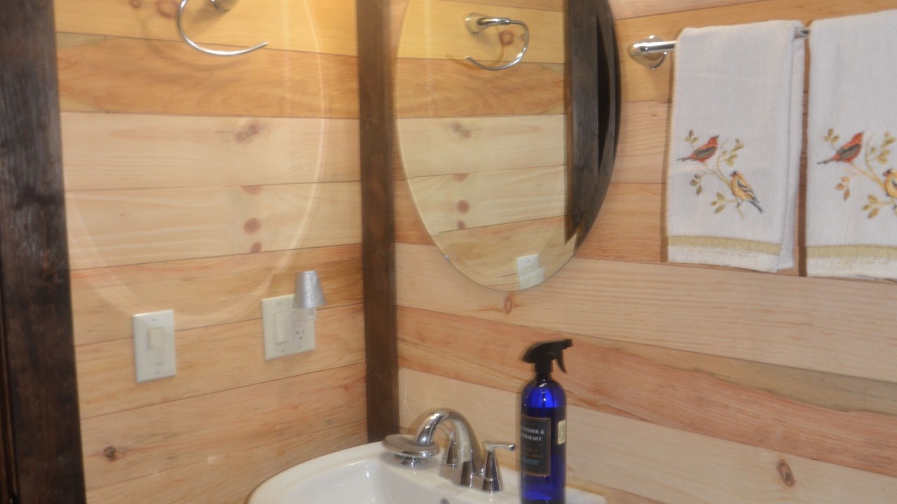 Photo of Bathroom in Victor