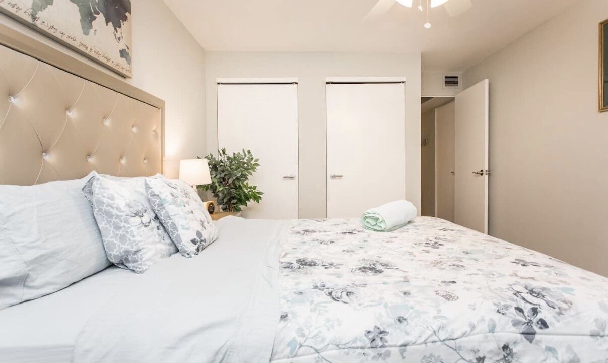 Photo of Bedroom in Streeterville