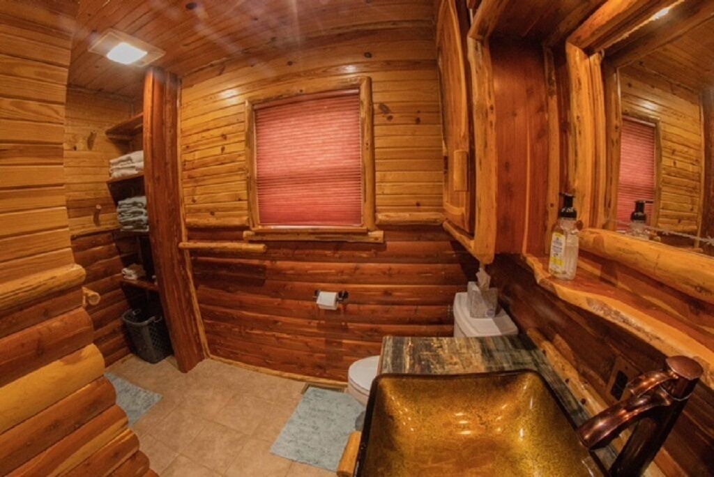 Photo of Bathroom in Eminence