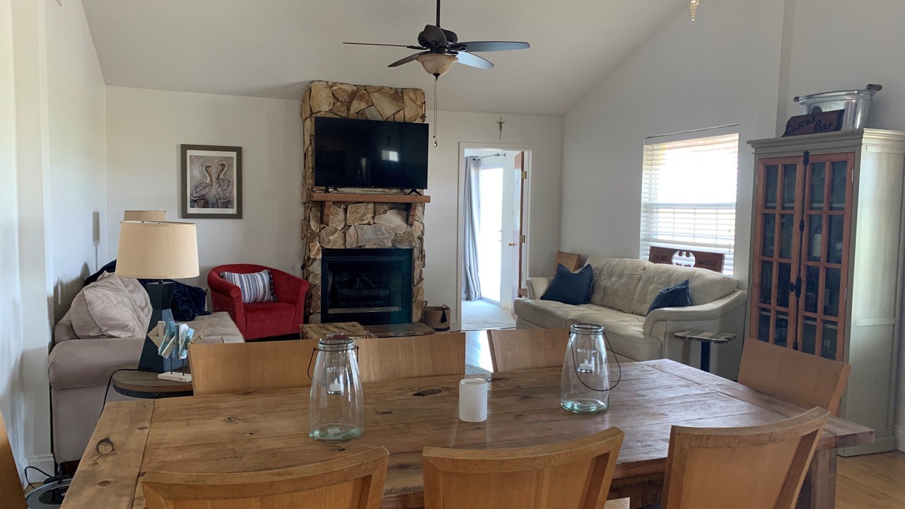 Photo of Livingroom in Slidell