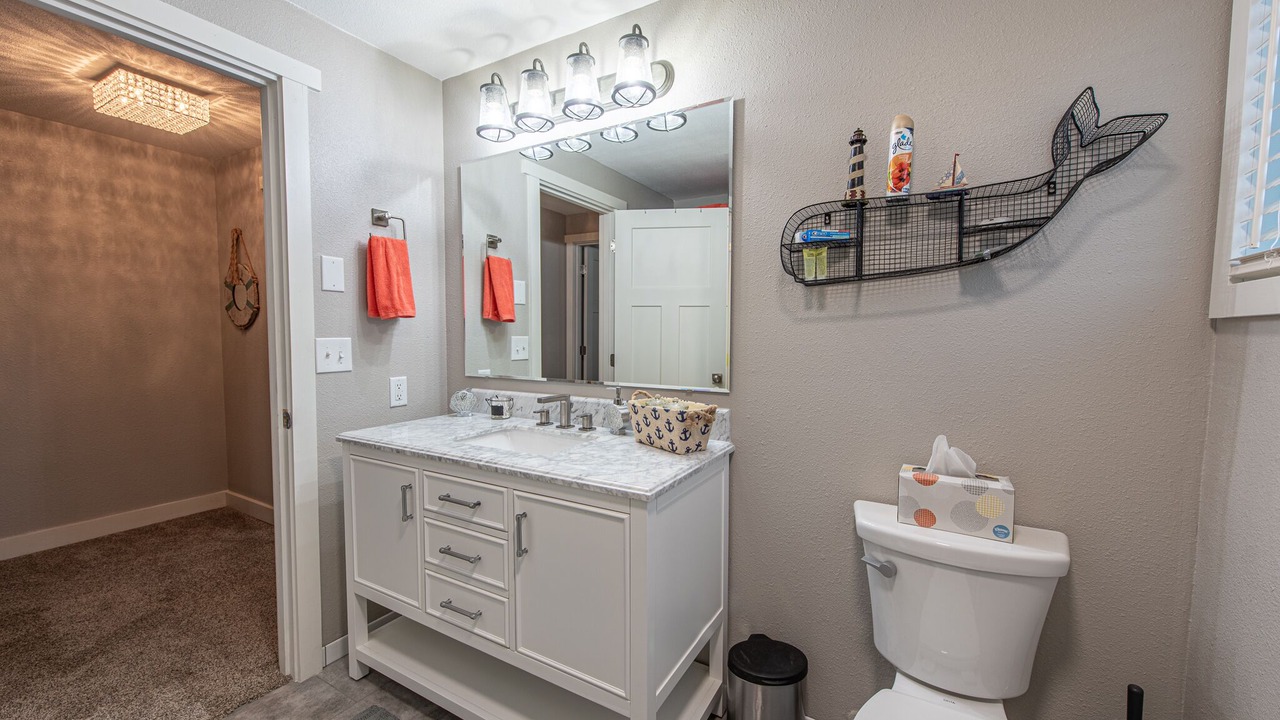 Photo of Bathroom in Reedsport