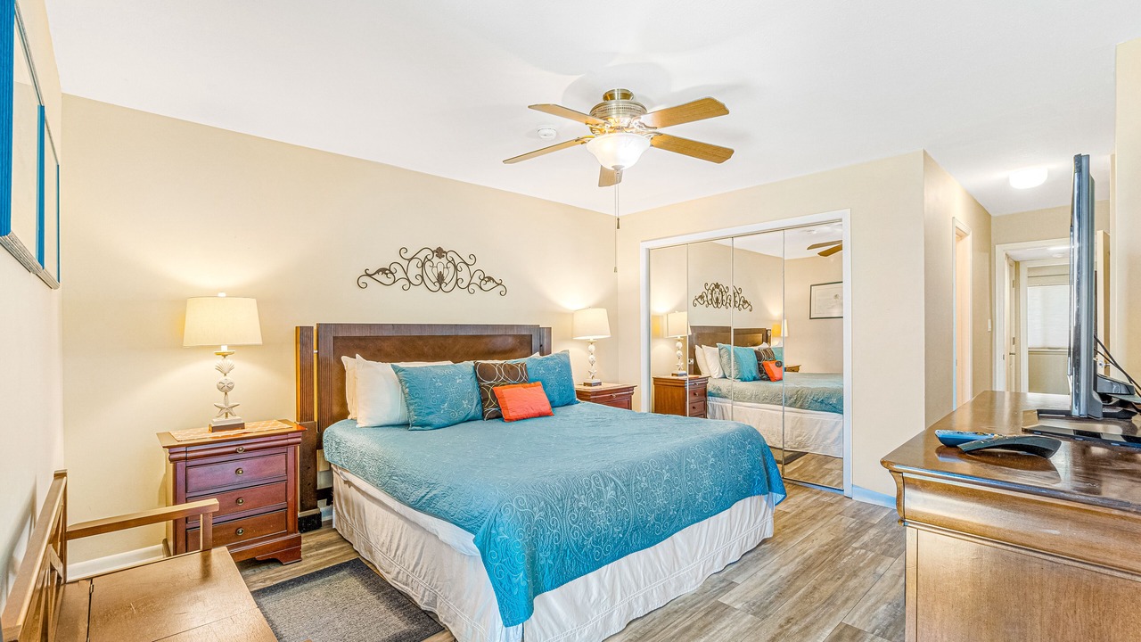 Photo of Bedroom in Gulf Shores