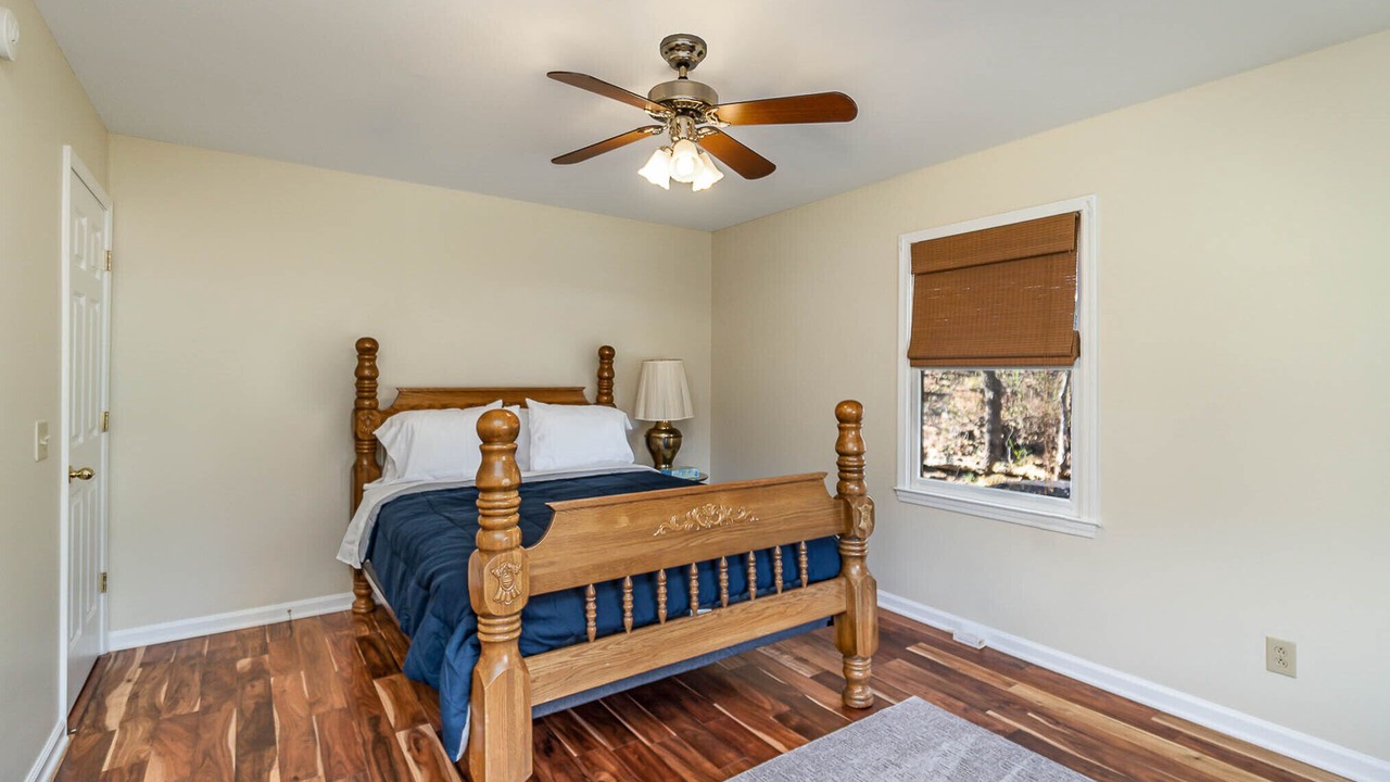 Photo of Bedroom in Columbia