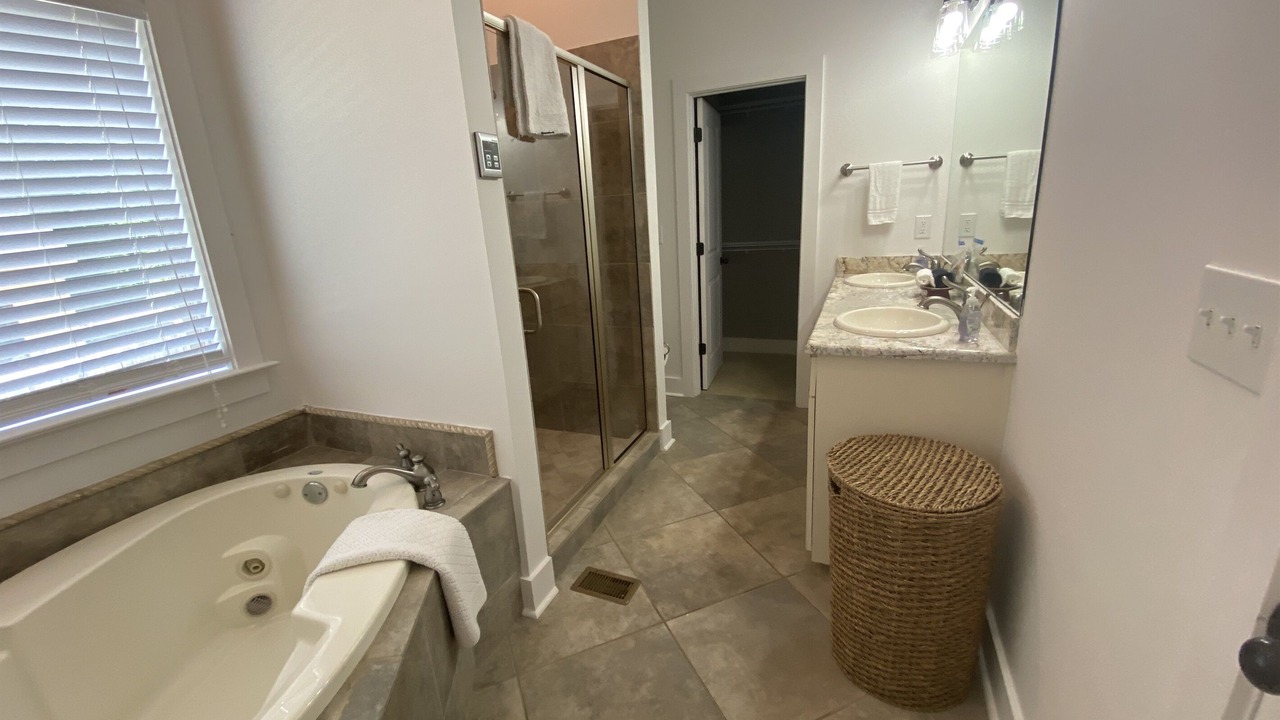 Photo of Bathroom in Little Kowaliga