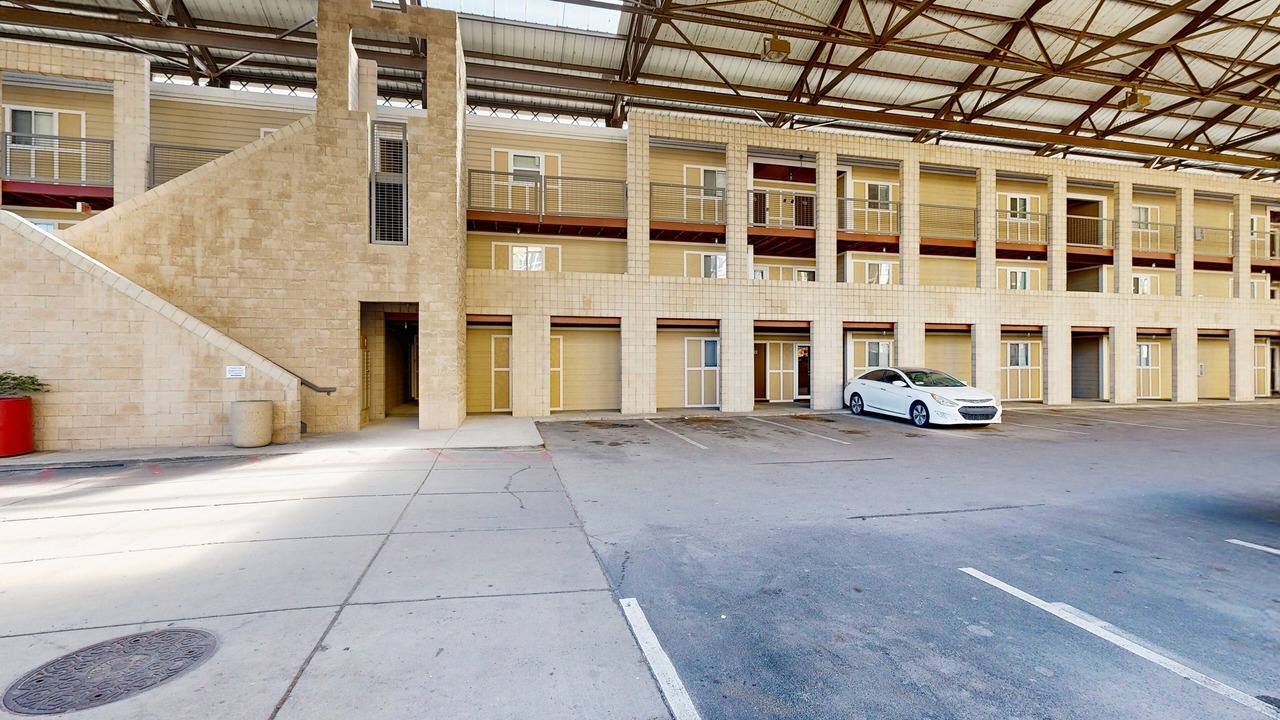Photo of Outdoor in North Capitol