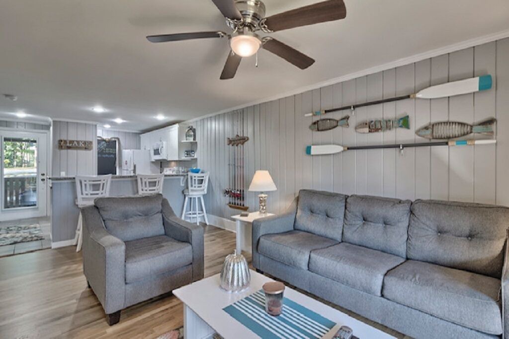 Photo of Livingroom in Salem