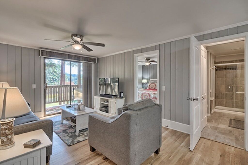 Photo of Livingroom in Salem