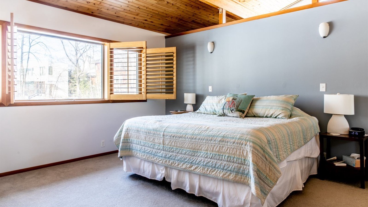 Photo of Bedroom in Harbert