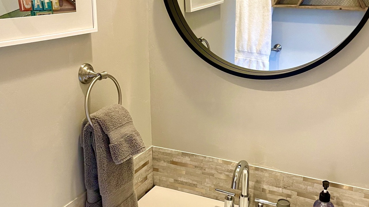 Photo of Bathroom in Garfield