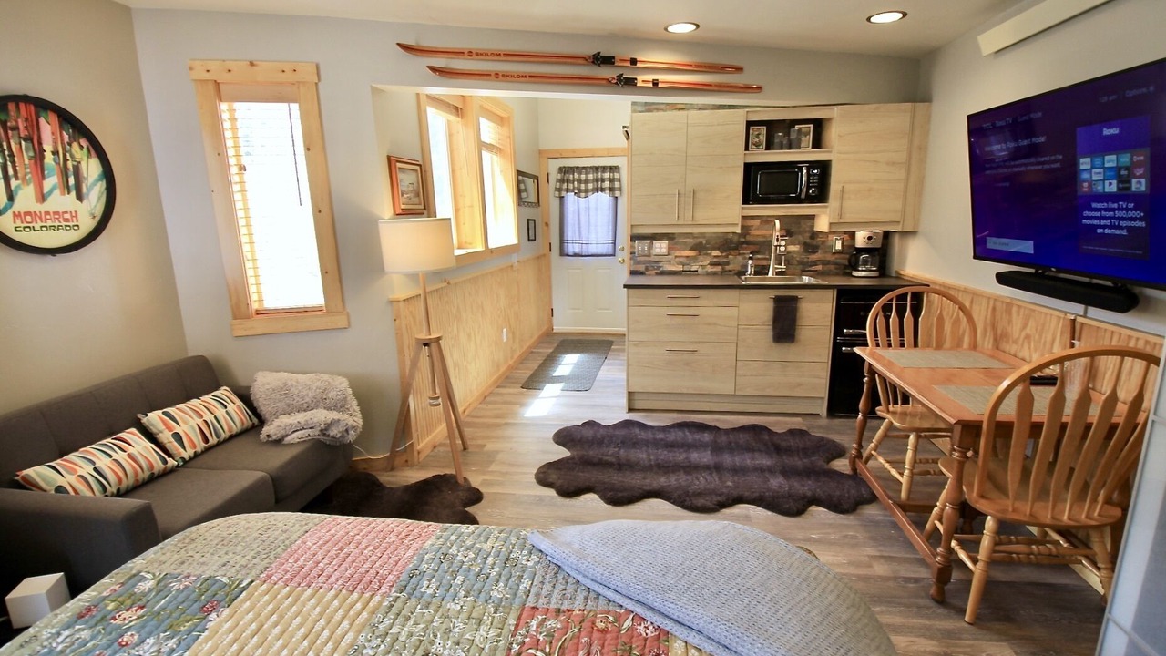 Photo of Bedroom in Garfield