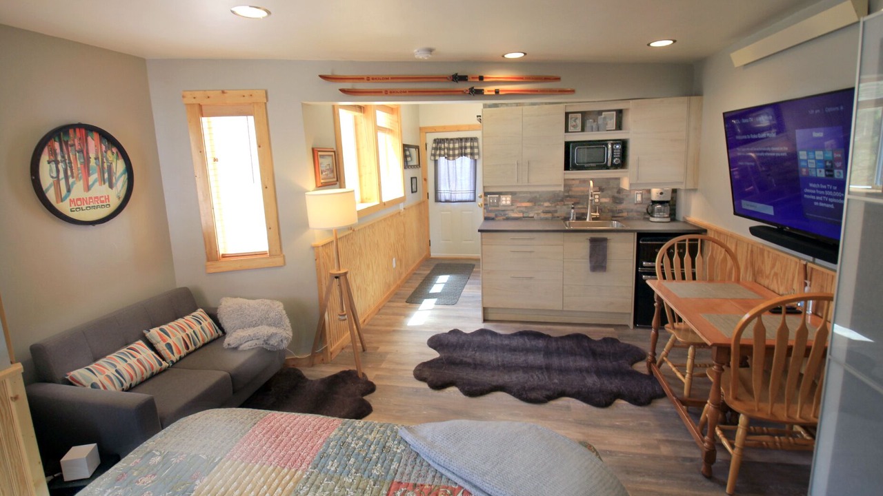 Photo of Bedroom in Garfield