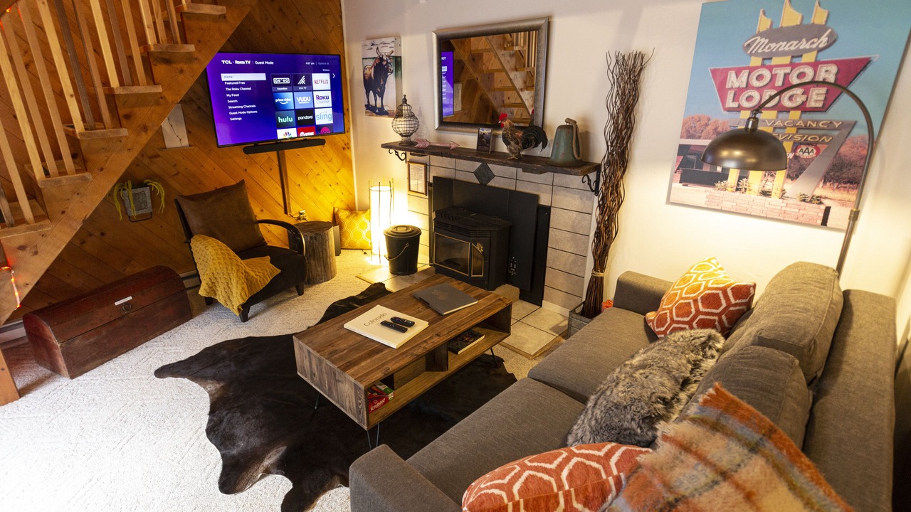 Photo of Livingroom in Garfield