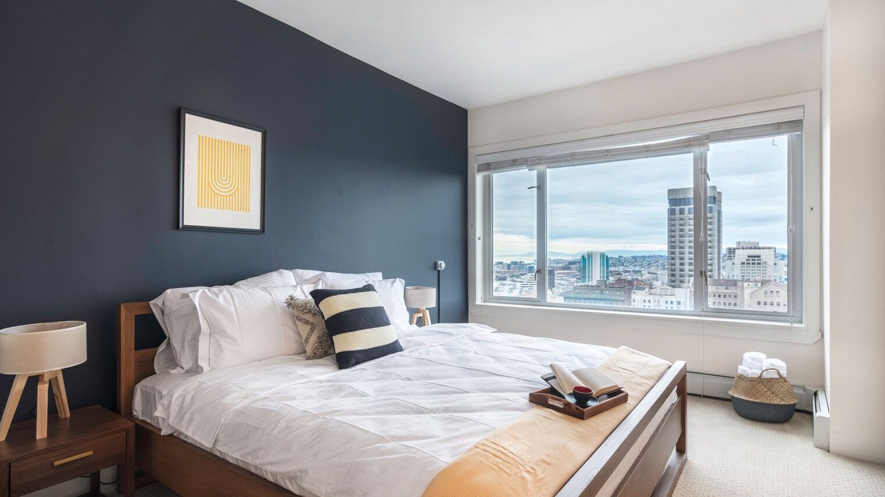 Photo of Bedroom in Lower Nob Hill