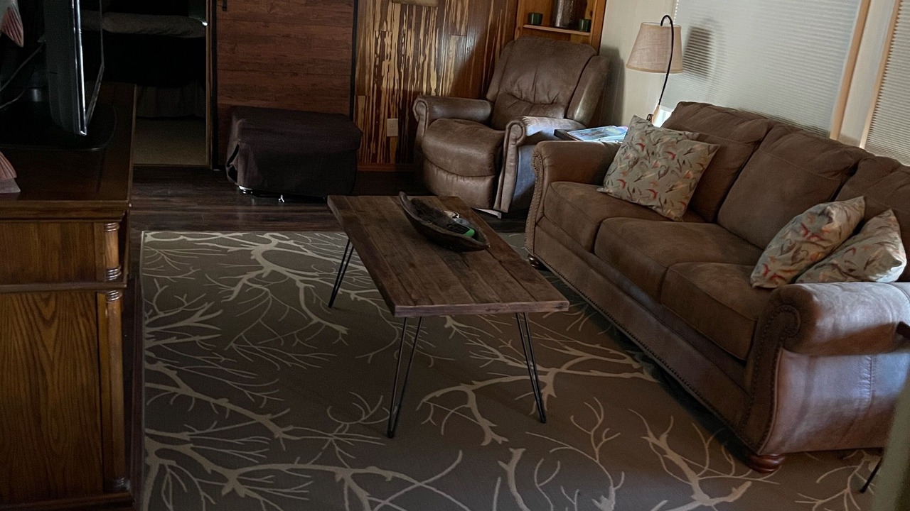 Photo of Livingroom in Navajo Dam