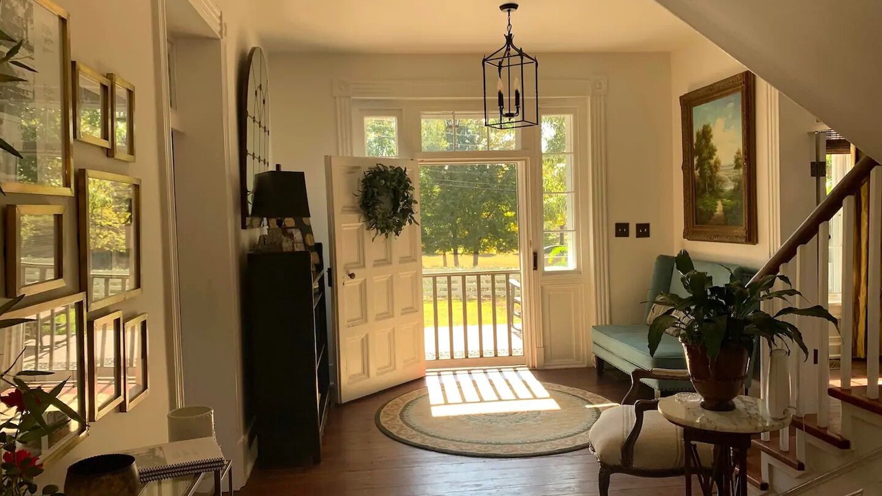 Photo of Bedroom in Mount Vernon