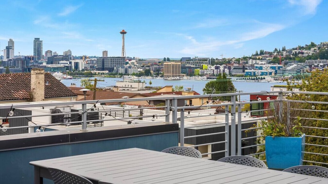 Photo of Outdoor in Eastlake