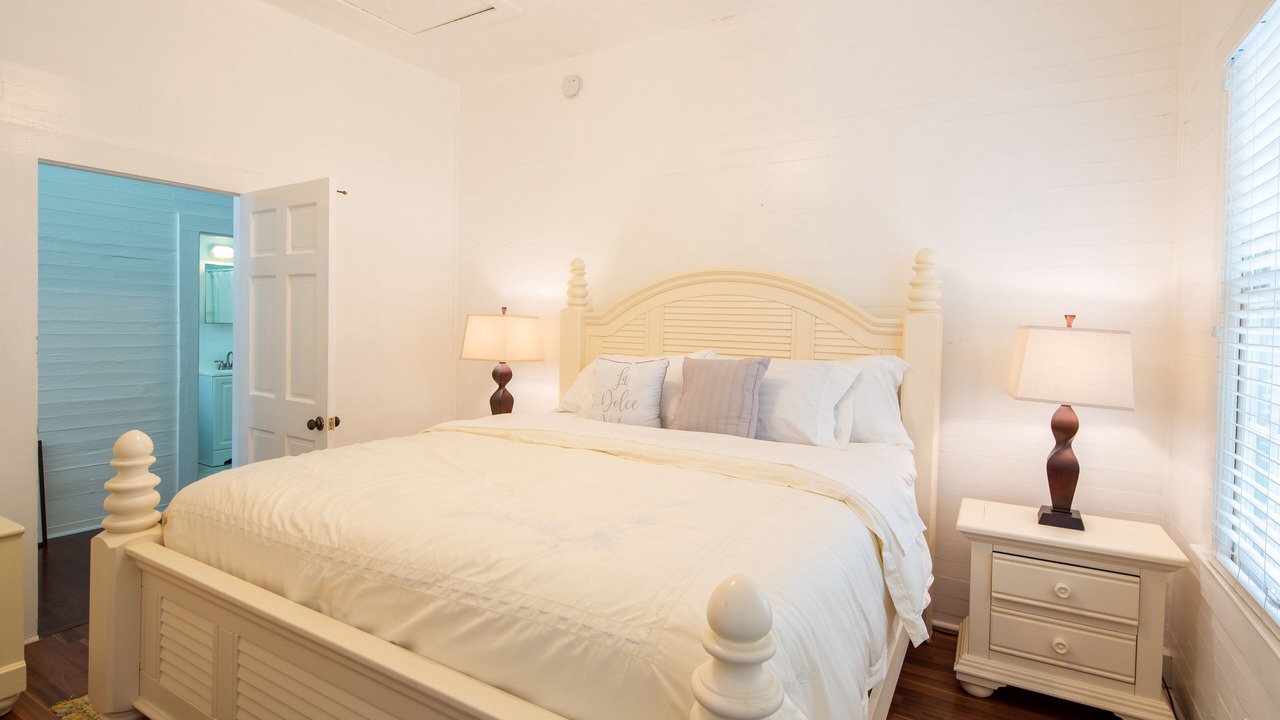 Photo of Bedroom in Historic Seaport