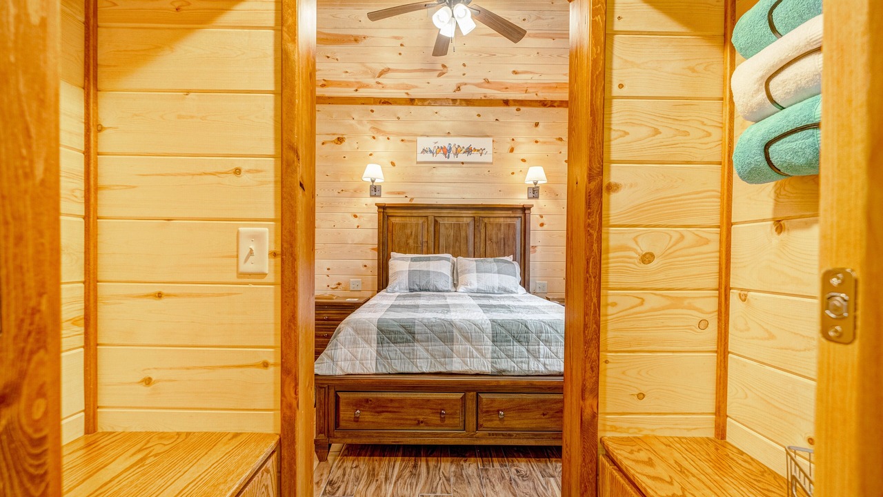 Photo of Bedroom in Greenbrier