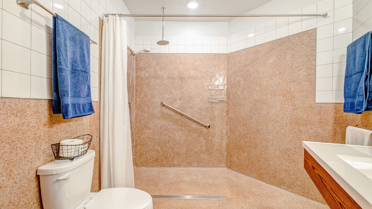 Photo of Bathroom in Greenbrier