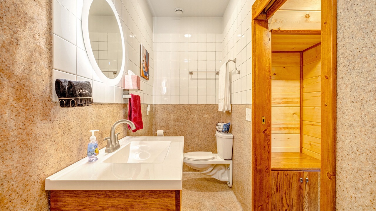 Photo of Bathroom in Greenbrier