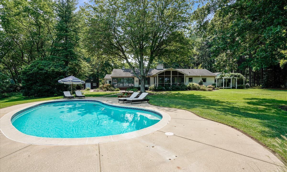 Photo of Outdoor in Unionville