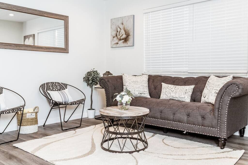 Photo of Livingroom in University District