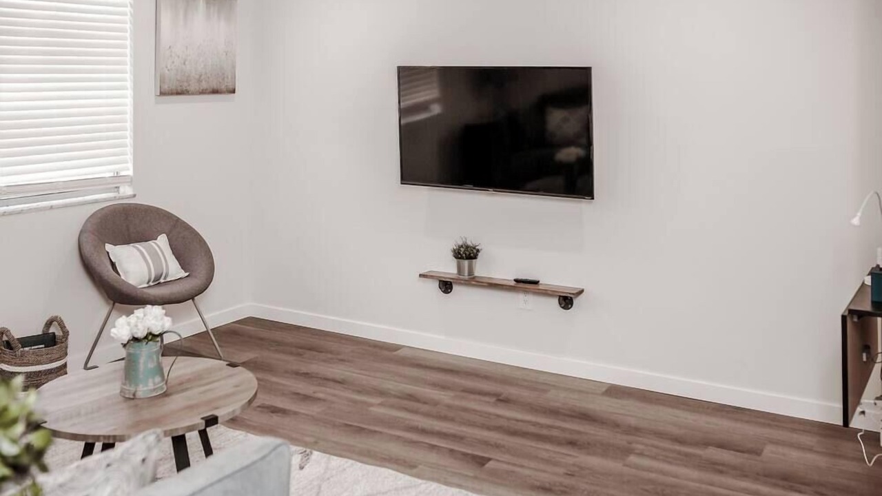 Photo of Livingroom in University District