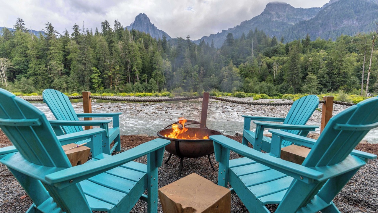 Photo of Outdoor in Gold Bar