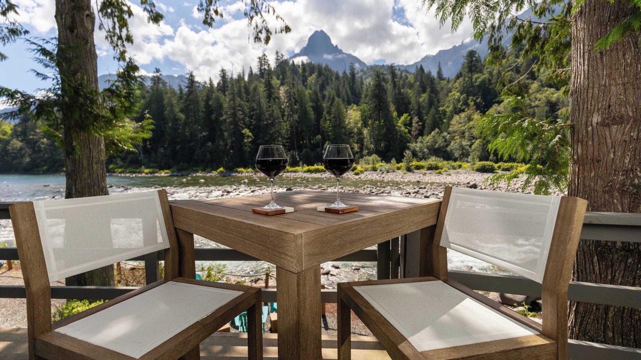 Photo of Outdoor in Gold Bar