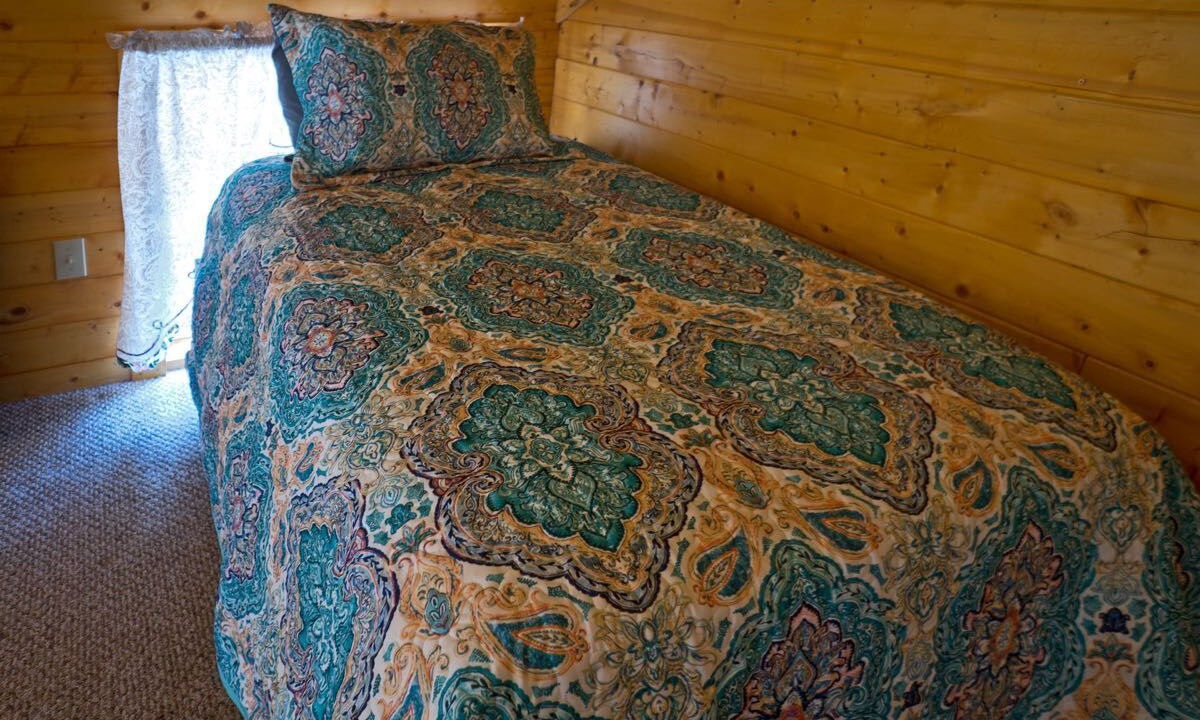 Photo of Bedroom in Alpine Village