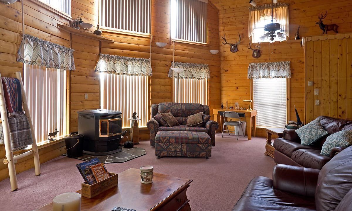 Photo of Livingroom in Alpine Village