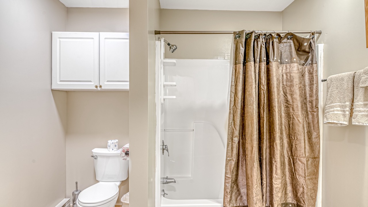 Photo of Bathroom in Alpine Village