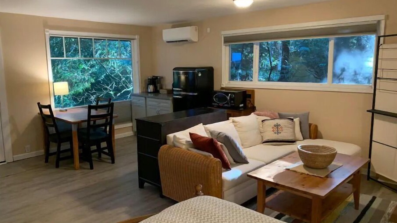 Photo of Livingroom in Lake Forest Park